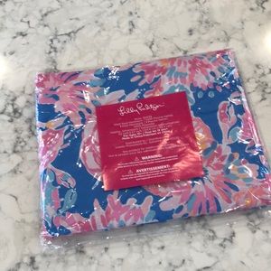 Lilly Pulitzer Pool hammock in bennet blue bay